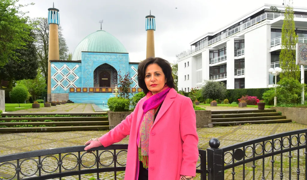 Hourvash Pourkian (65) kam 1975 mit ihren Eltern aus dem Iran nach Hamburg.