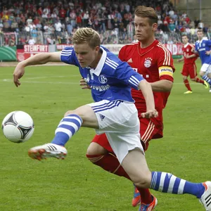 Fabian Hürzeler im Bayern-Dress gegen Schalke