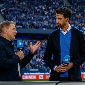 Stefan Kuntz, Jonas Boldt und Matthias Opdenhövel am Mikrofon von Sat.1