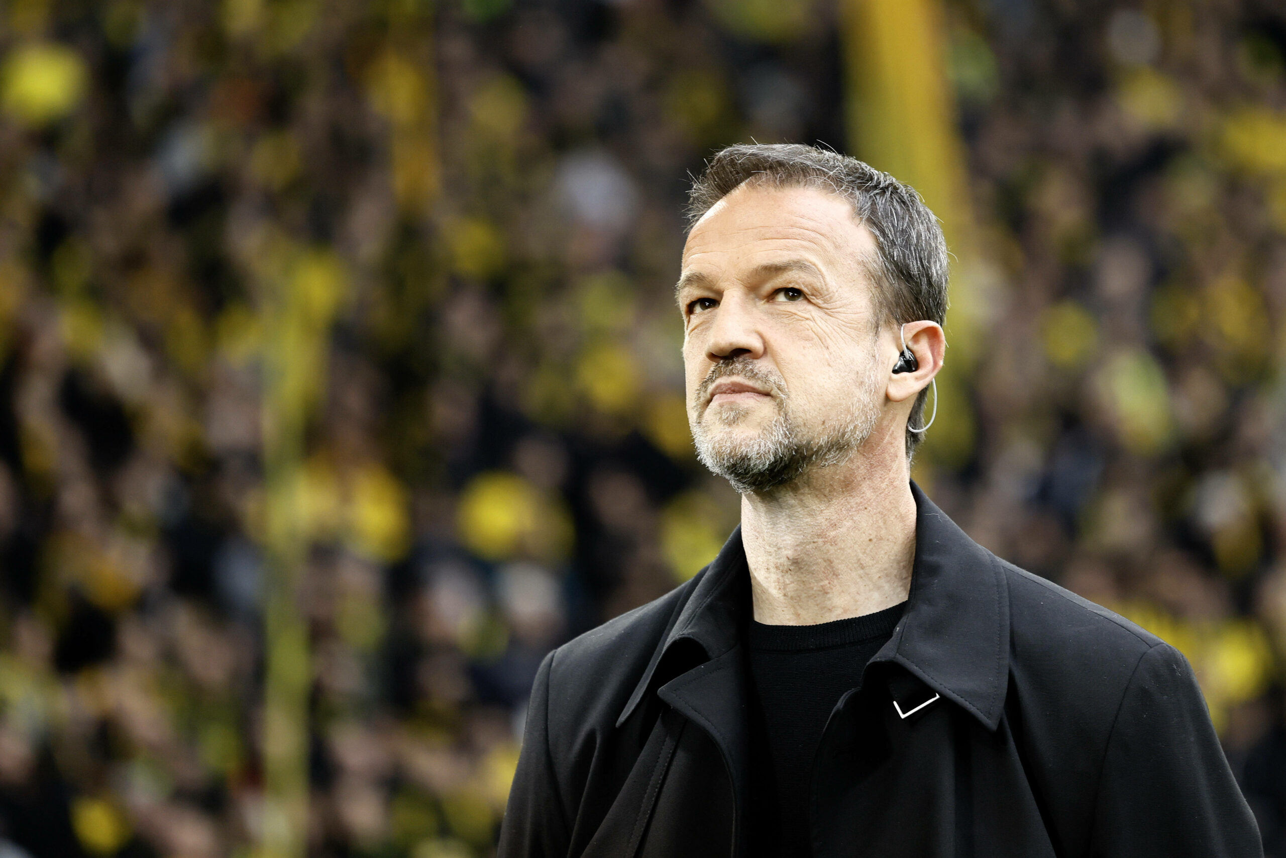 Fredi Bobic als Experte beim Bundesliga-Spiel zwischen Dortmund und Frankfurt