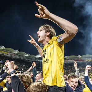 Matissen Didden und die Fans feiern den vermeintlichen Aufstieg