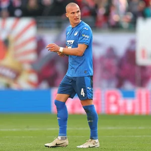 Leo Östigard nach seiner Roten Karte