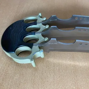 Schlagring mit Kralle