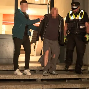Der Mann drehte nach dem St. Pauli-Aufstieg durch. Er wurde festgenommen.