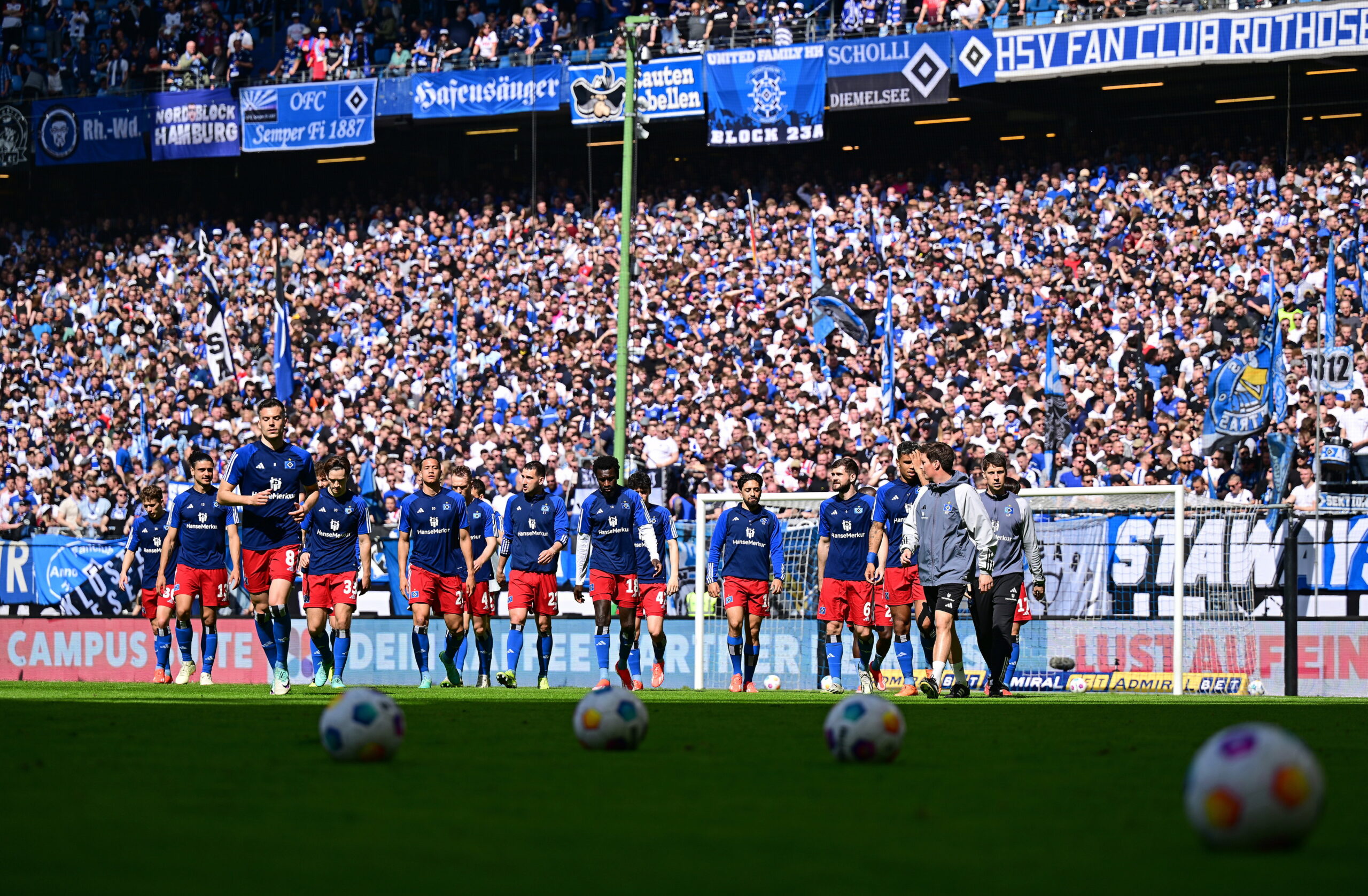 Für einige HSV-Profis wird es am Sonntag der letzte Auftritt im Volksparkstadion.