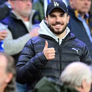 Nur als Zuschauer durfte Mario Vuskovic (Doping-Sperre) zuletzt bei den HSV-Spielen dabei sein.