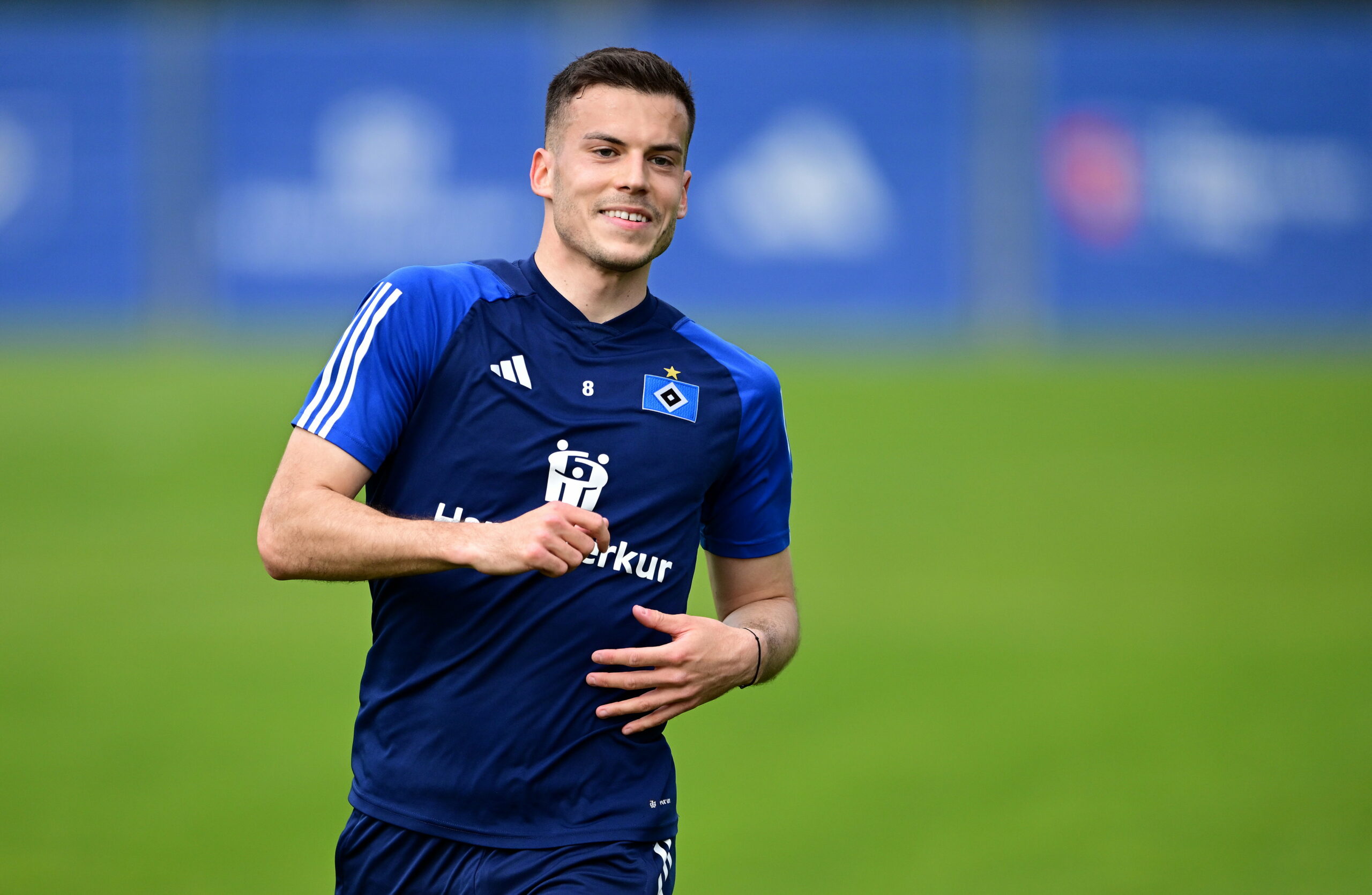 László Bénes beim HSV-Training