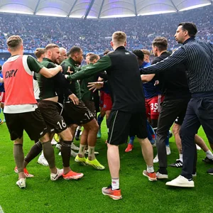 Rangelei vor dem Derby zwischen HSV und St. Pauli