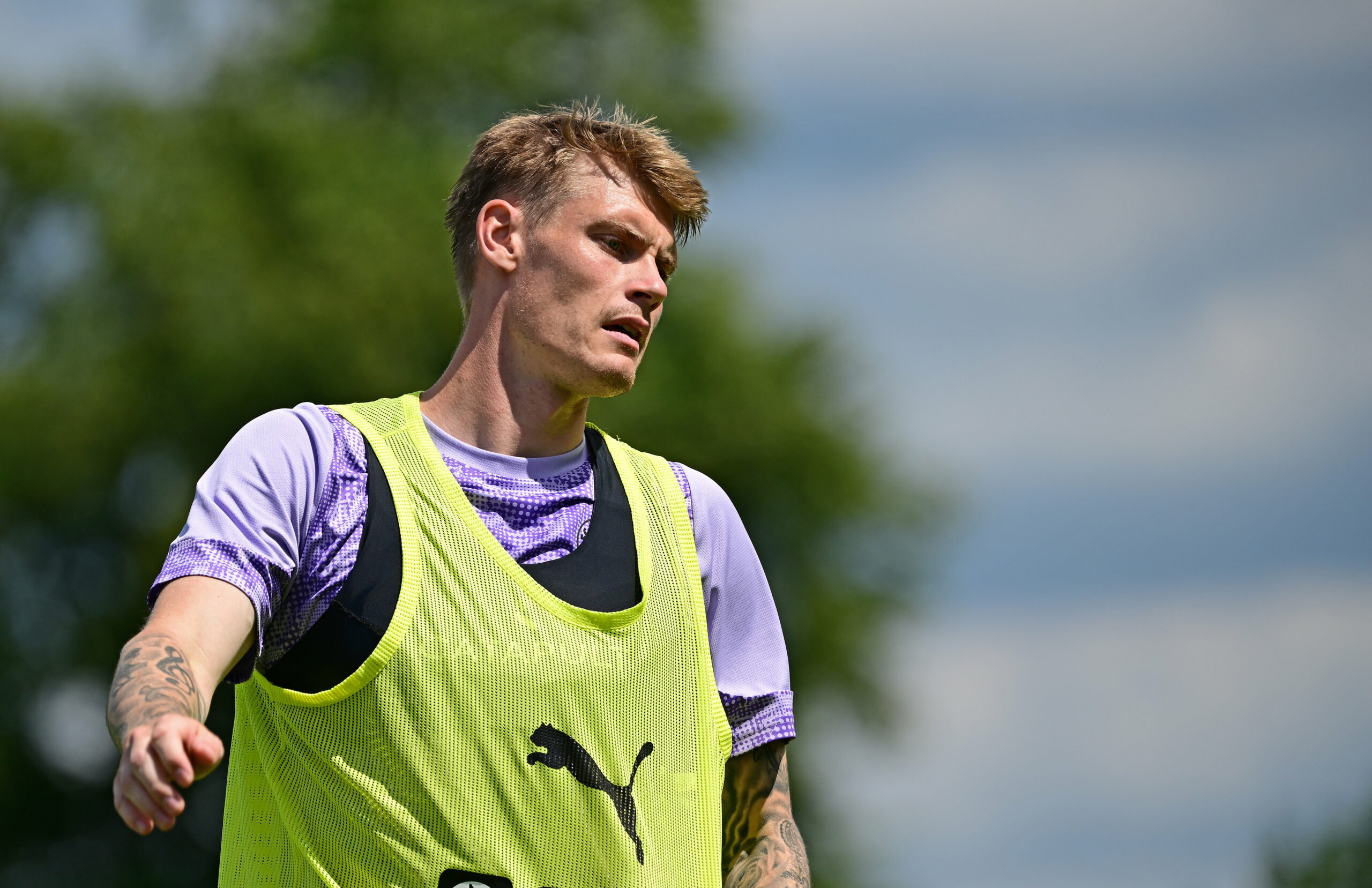 Eric Smith mit angestrengter Mine im St. Pauli-Training