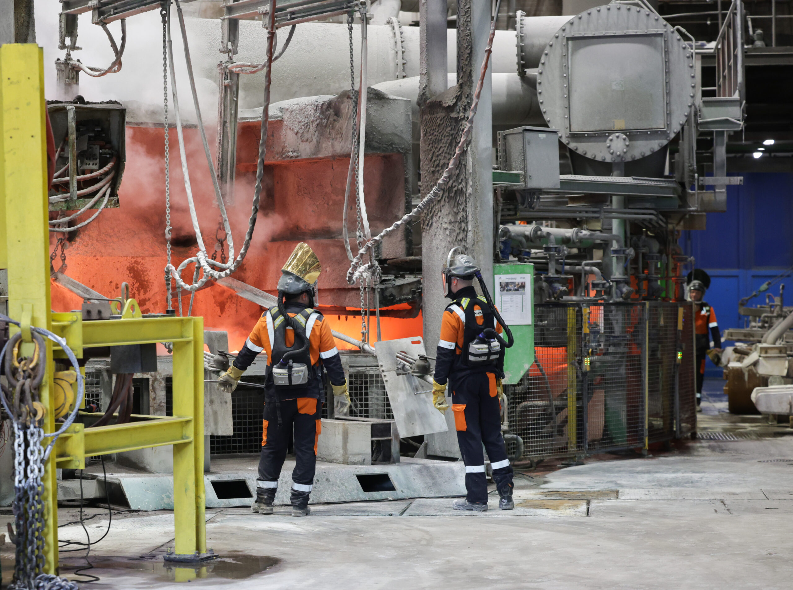 Bei der Kupferproduktion bei Aurubis in Hamburg fällt Schlamm an, der wertvolle Edelmetalle enthält (Symbolfoto).