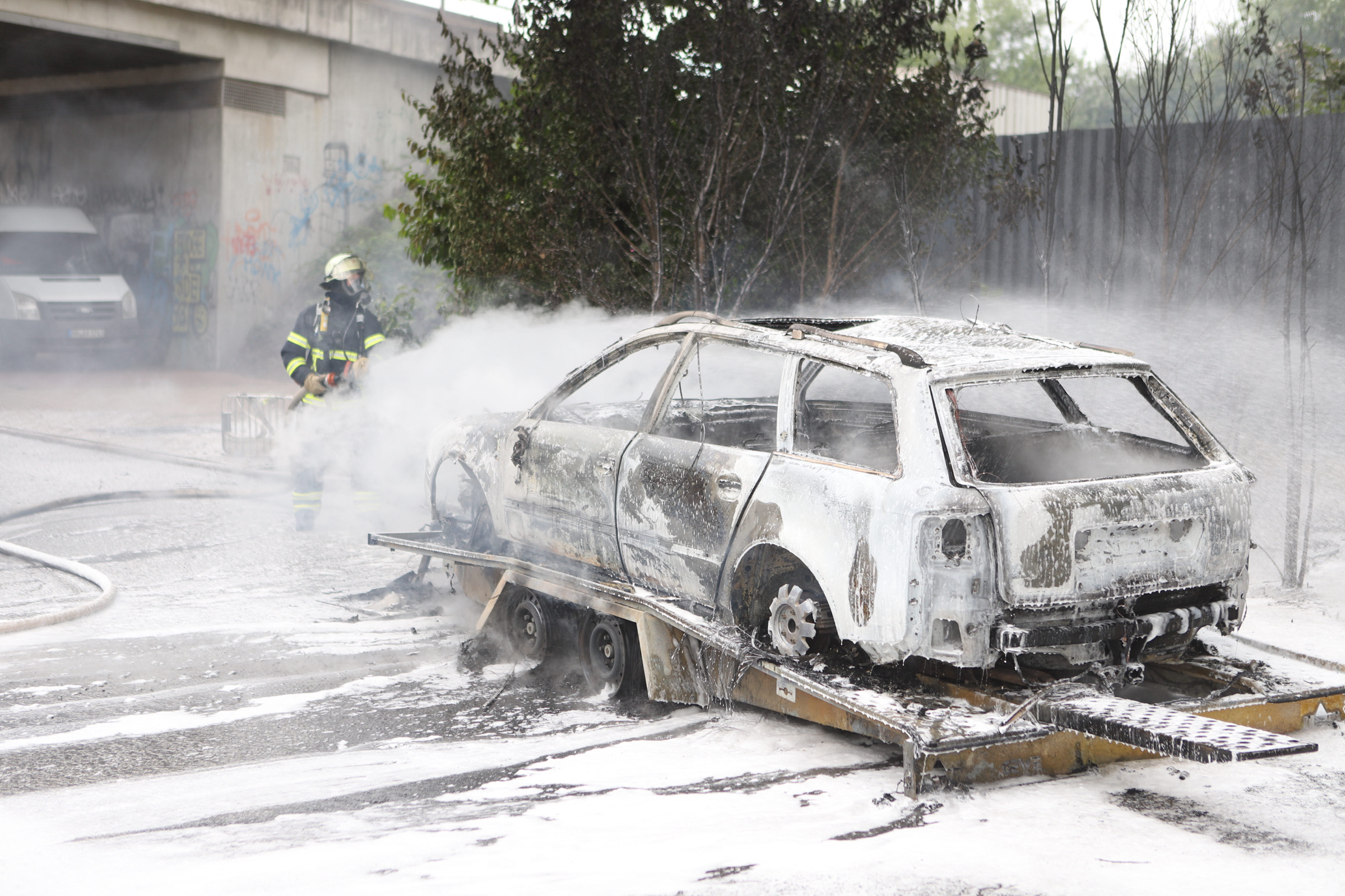 Wieder mal war die Feuerwehr Hamburg nahe der berüchtigten Billstraße im Einsatz.