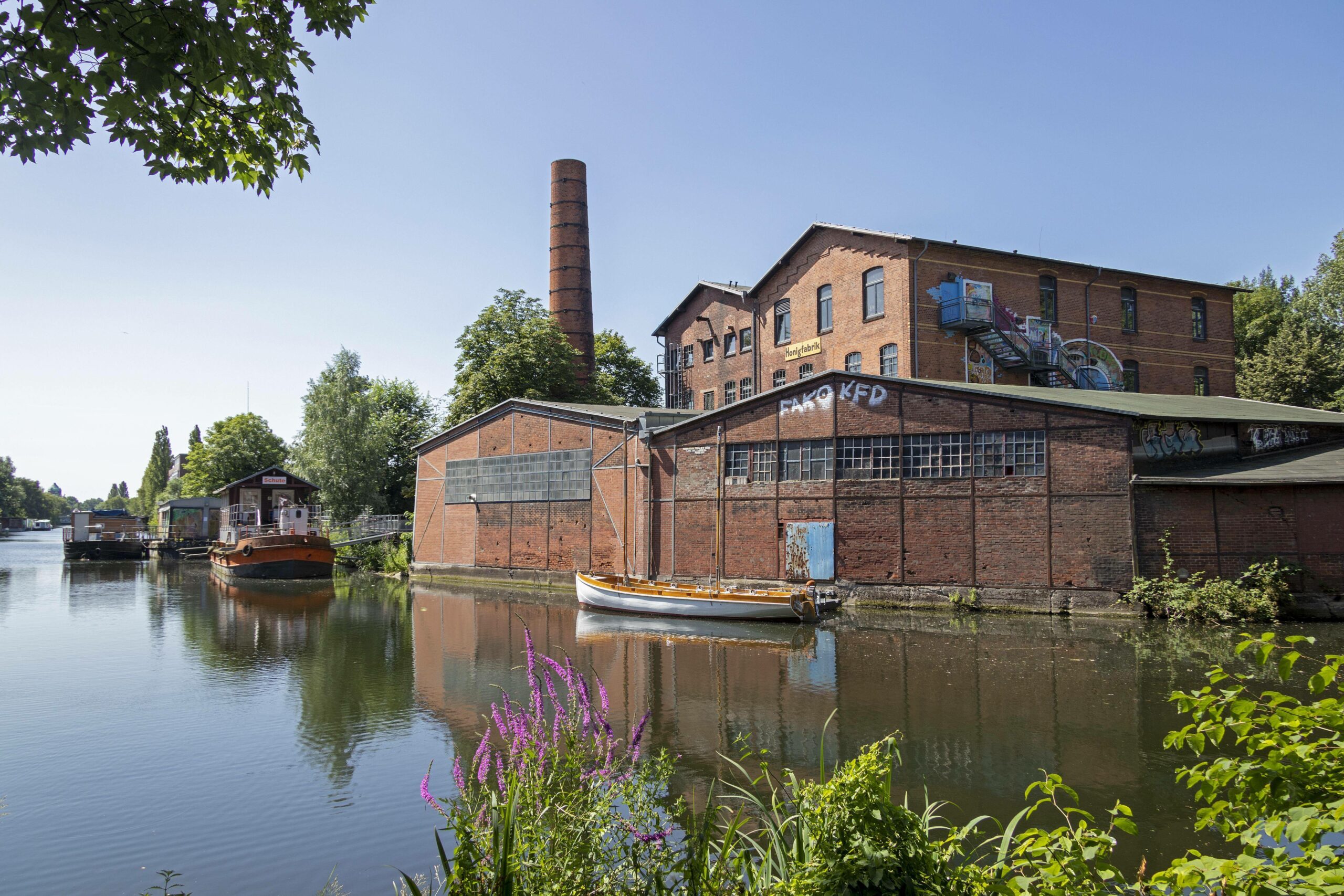 Die ehemalige Honigfabrik in Wilhelmsburg ist heute ein Kulturzentrum.