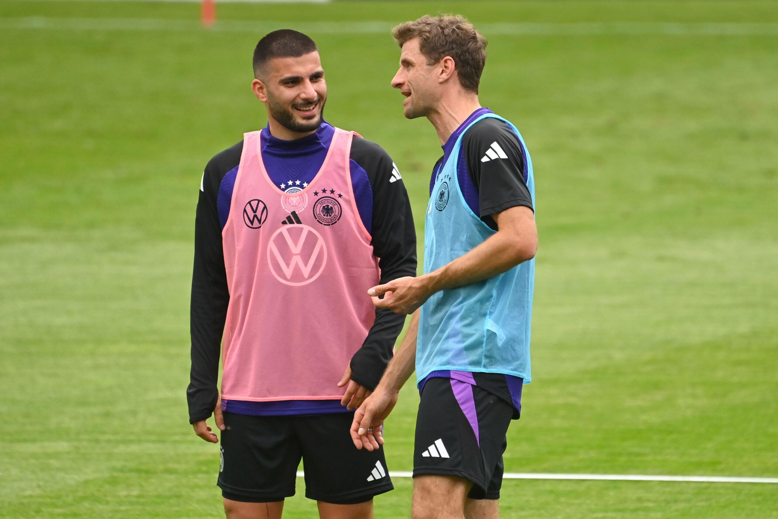 Deniz Undan und Thomas Müller beim DFB-Training