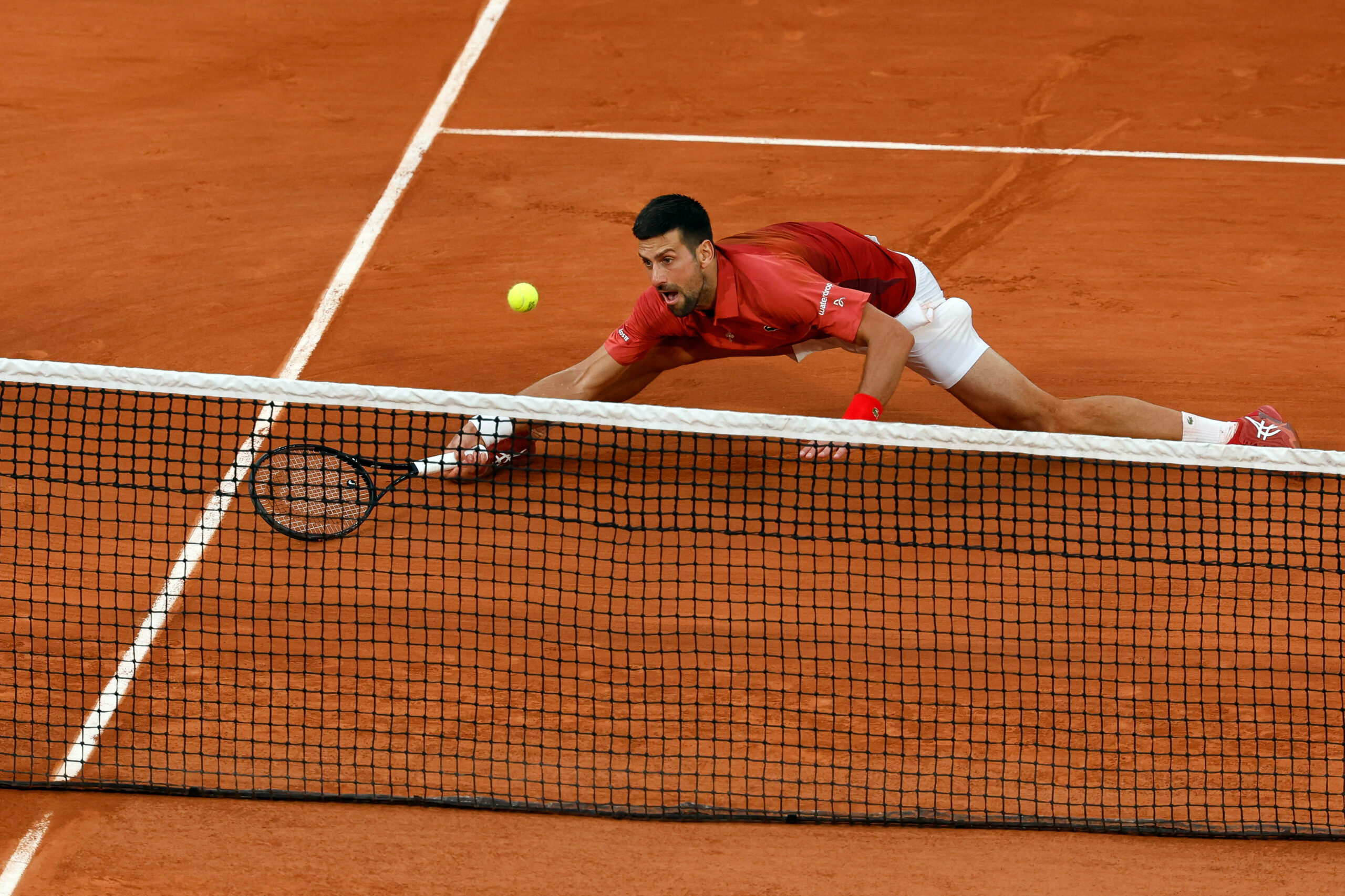 Novak Djokovic bei den French Open 2024 im Achtelfinalmatch