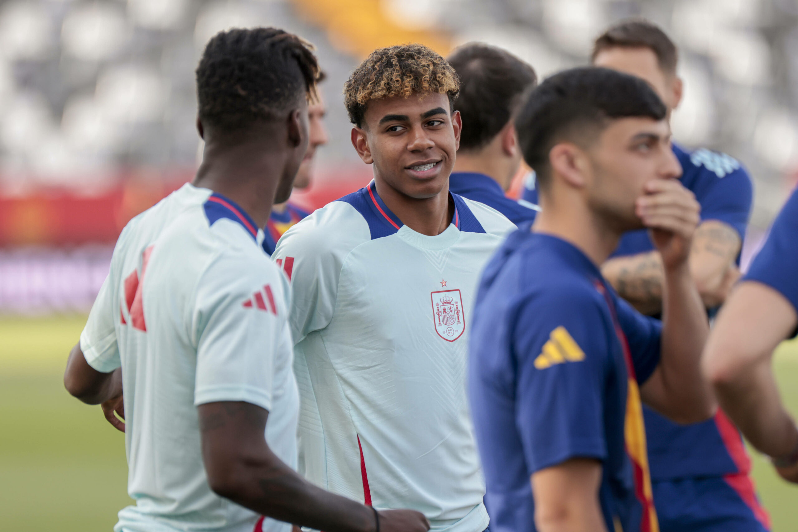 Lamine Yamal beim Training der spanischen Nationalmannschaft