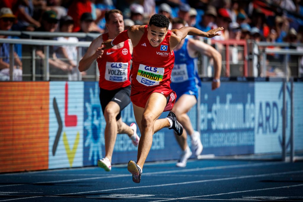 HSV-Hürdensprinter Manuel Mordi gewinnt Gold
