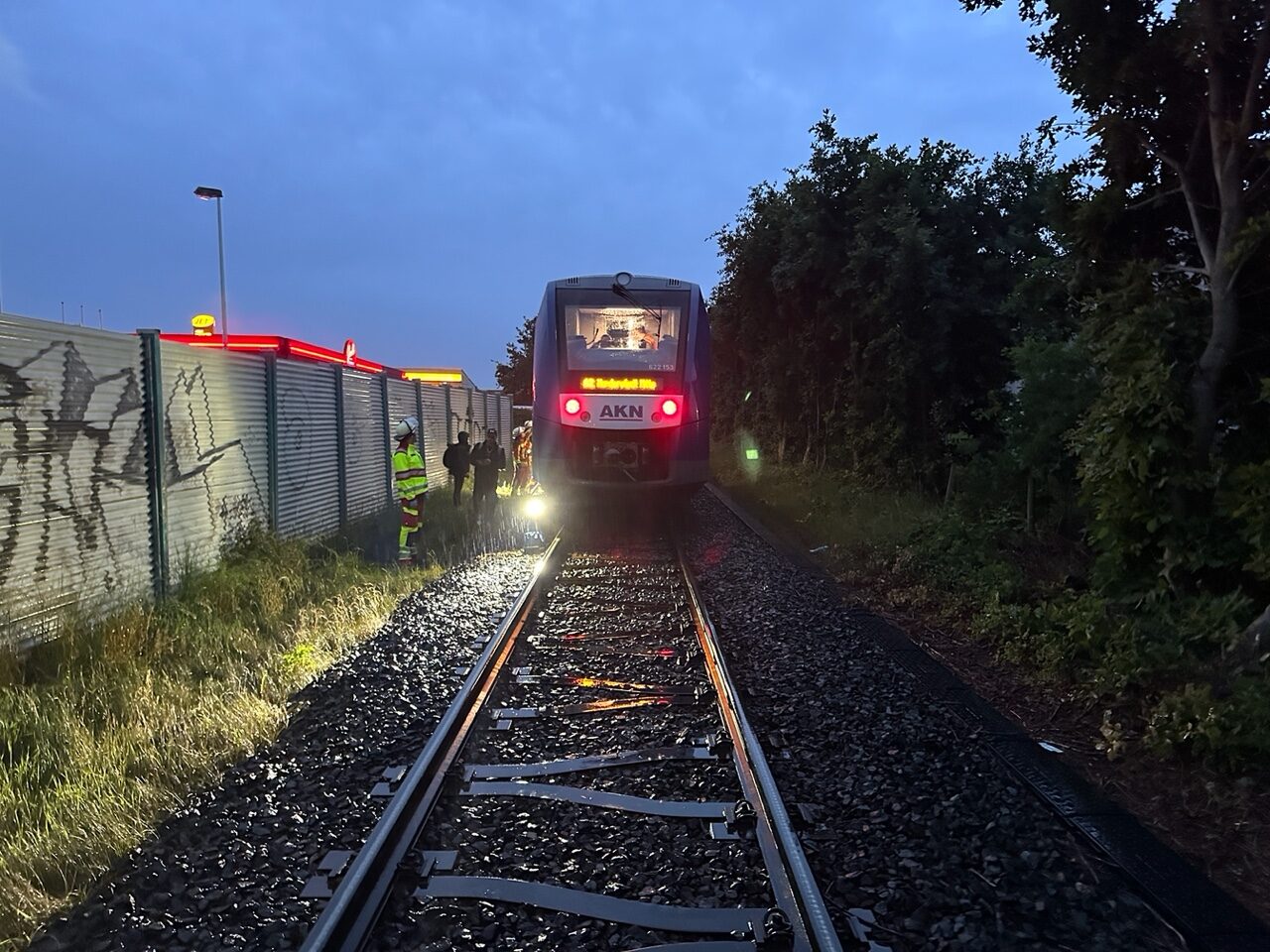 Mehrere Zwischenfälle bei der Bahn zwischen eumüster und Hamburg – Bahnchaos im Norden