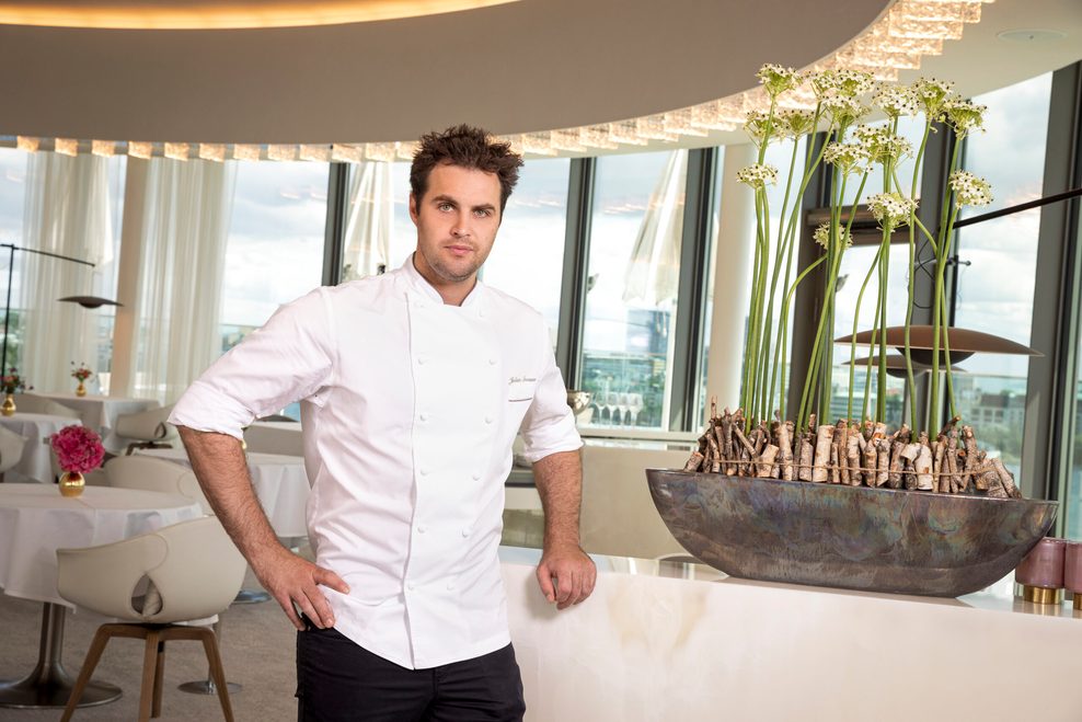 Julian Stowasser ist der Küchenchef im Gourmet-Restaurant „Lakeside“ in Rotherbaum.