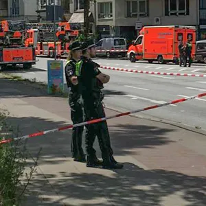 Mann dreht in Wohnung durch – SEk rückt an