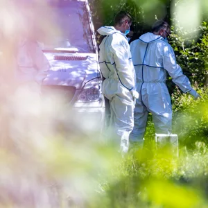 Beamte der Spurensicherung im Einsatz (Symbolbild).