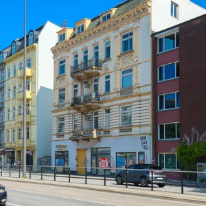 Die Grindelallee 80 in Rotherbaum steht schon seit über fünf Jahren leer – und rottet vor sich hin.