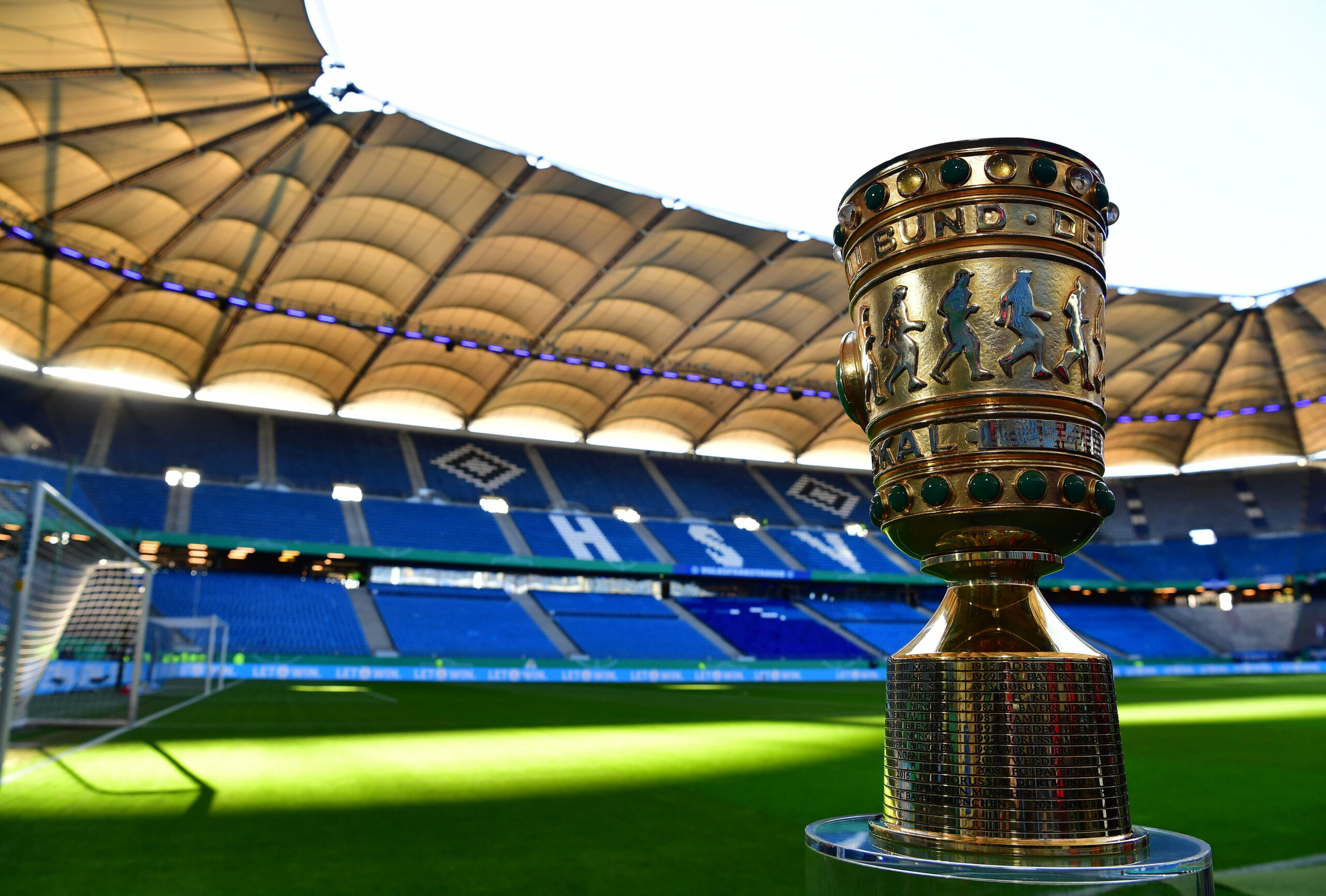 Der HSV hat kommende Saison im DFB-Pokal viel vor und würde sich in dem Wettbewerb auch mal wieder über ein Heimspiel freuen. Die erste Hürde wartet im Sommer nun allerdings in Meppen.