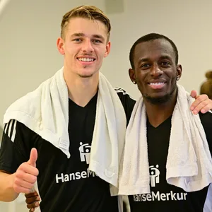 Nicht nur auf Miro Muheim und Jean-Luc Dompé warten zum Start in die HSV-Vorbereitung ein paar Tests im UKE.
