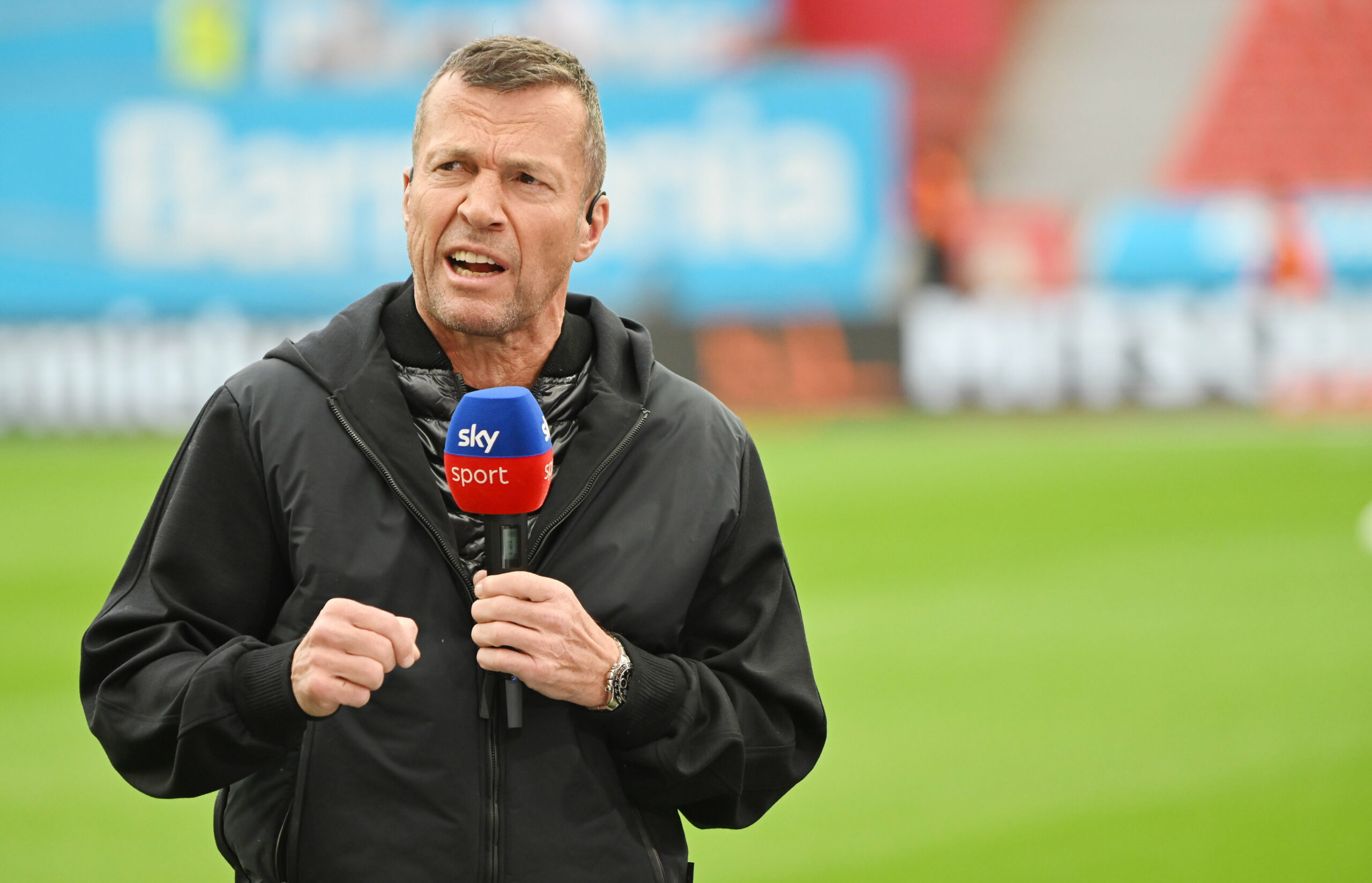 Lothar Matthäus am Sky-Mikrofon