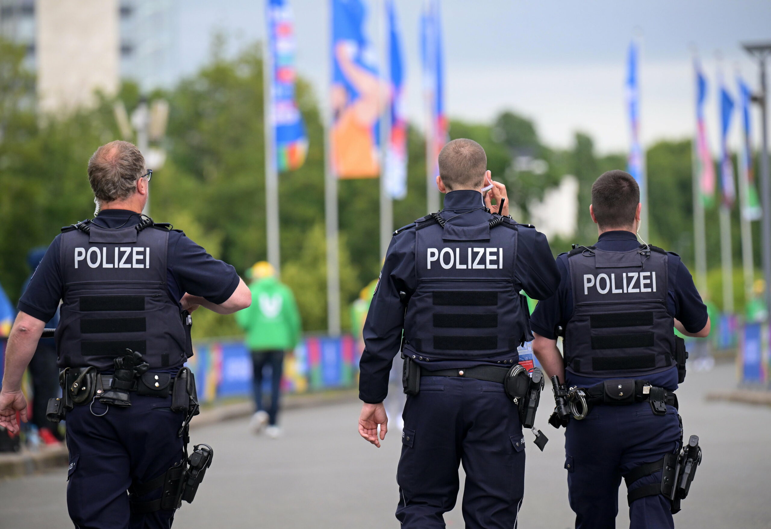 Polizisten bei der Europameisterschaft