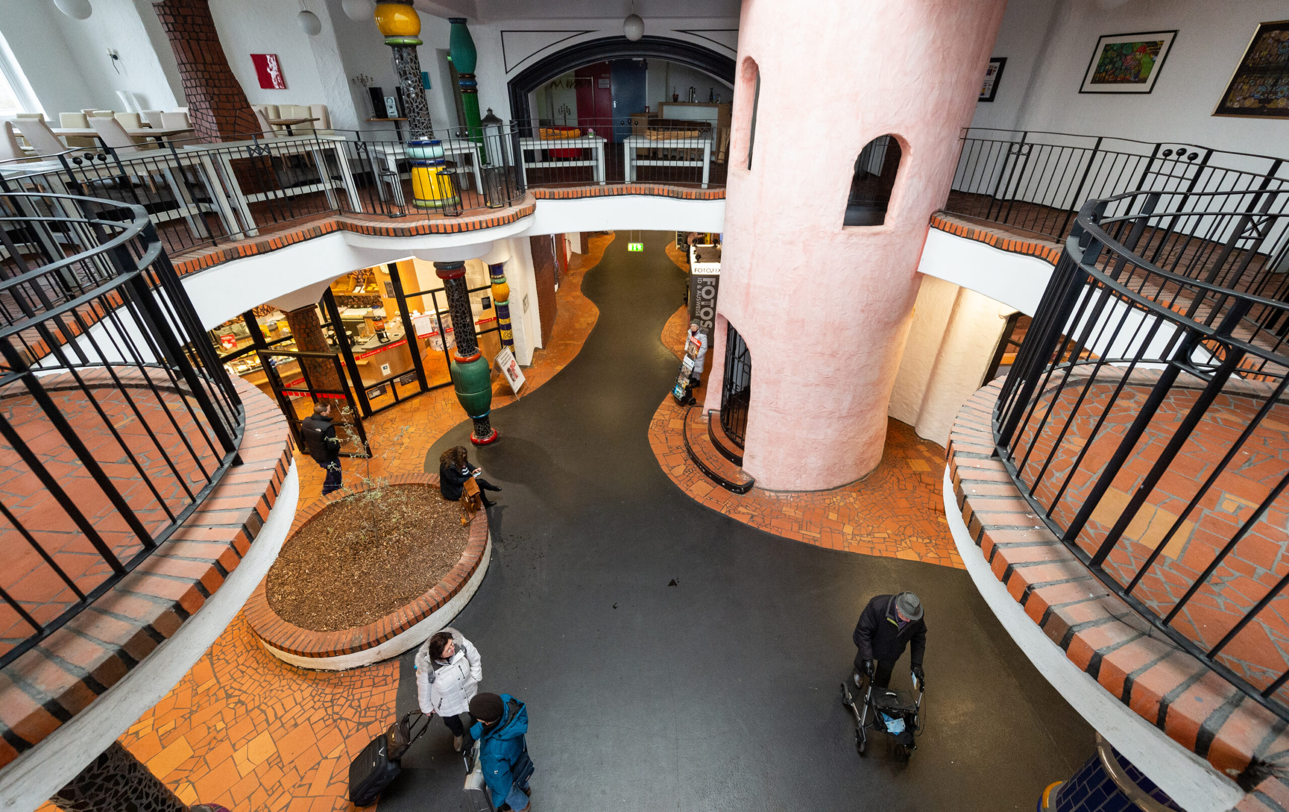 Hundertwasser-Bahnhof in Uelzen