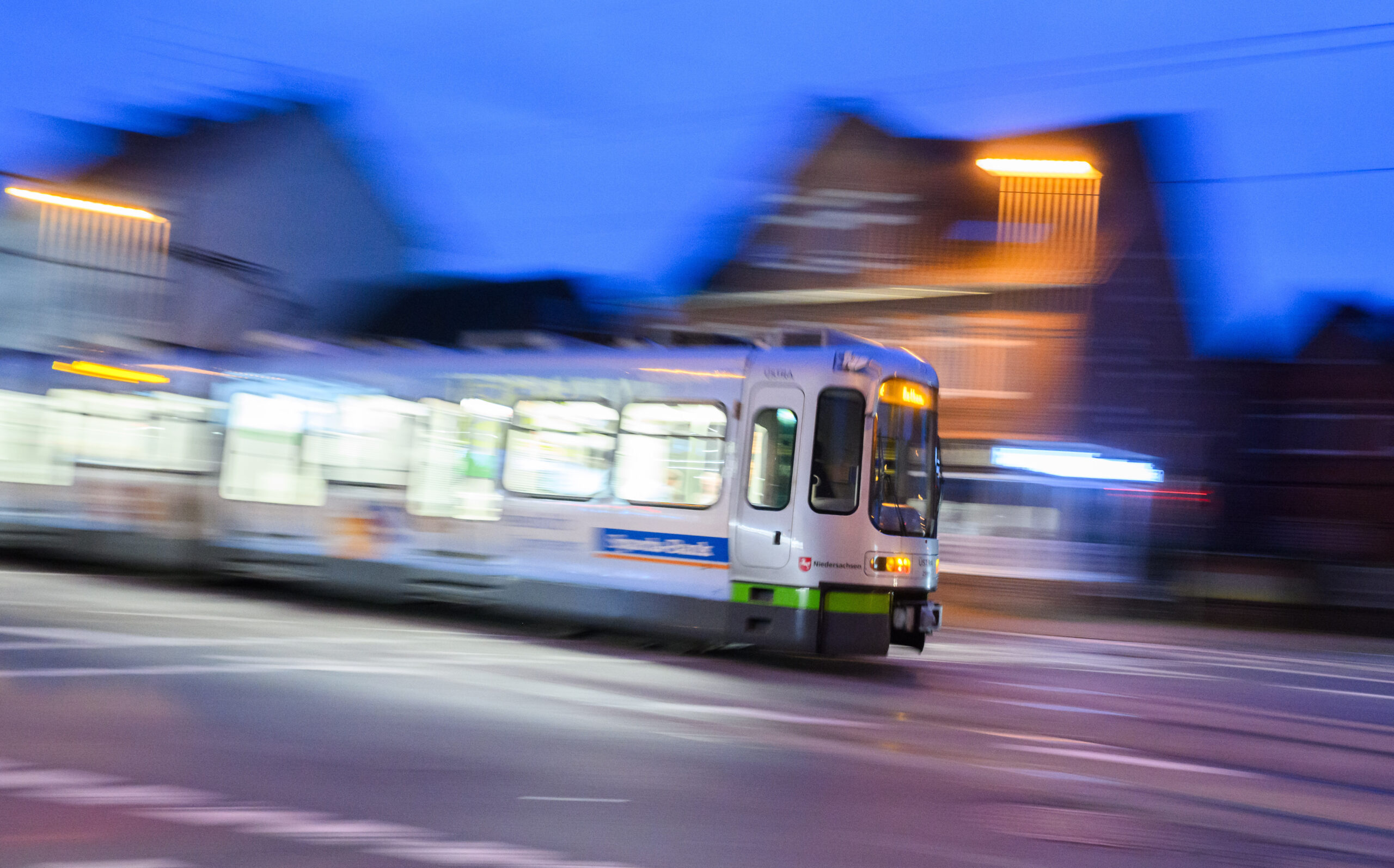 Eine Stadtbahn in Hannover (Symbolbild)