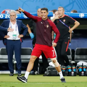 Der verletzte Ronaldo beim EM-Finale 2016.