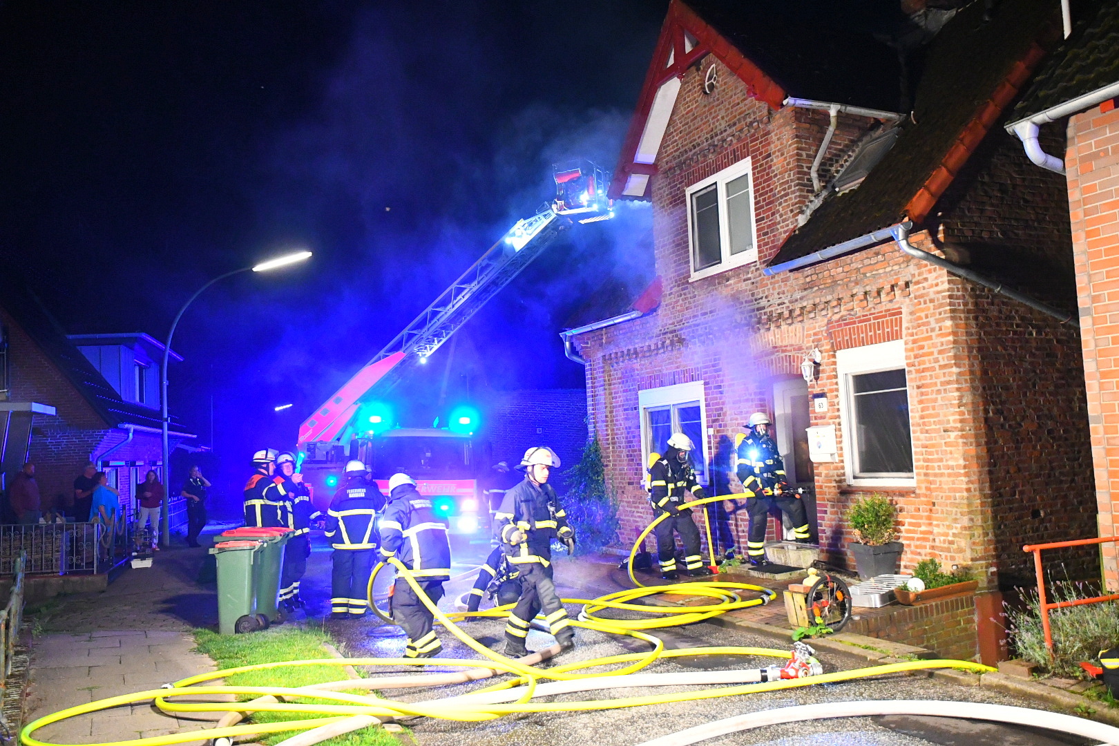 Das brennende Haus in Finkenwerder