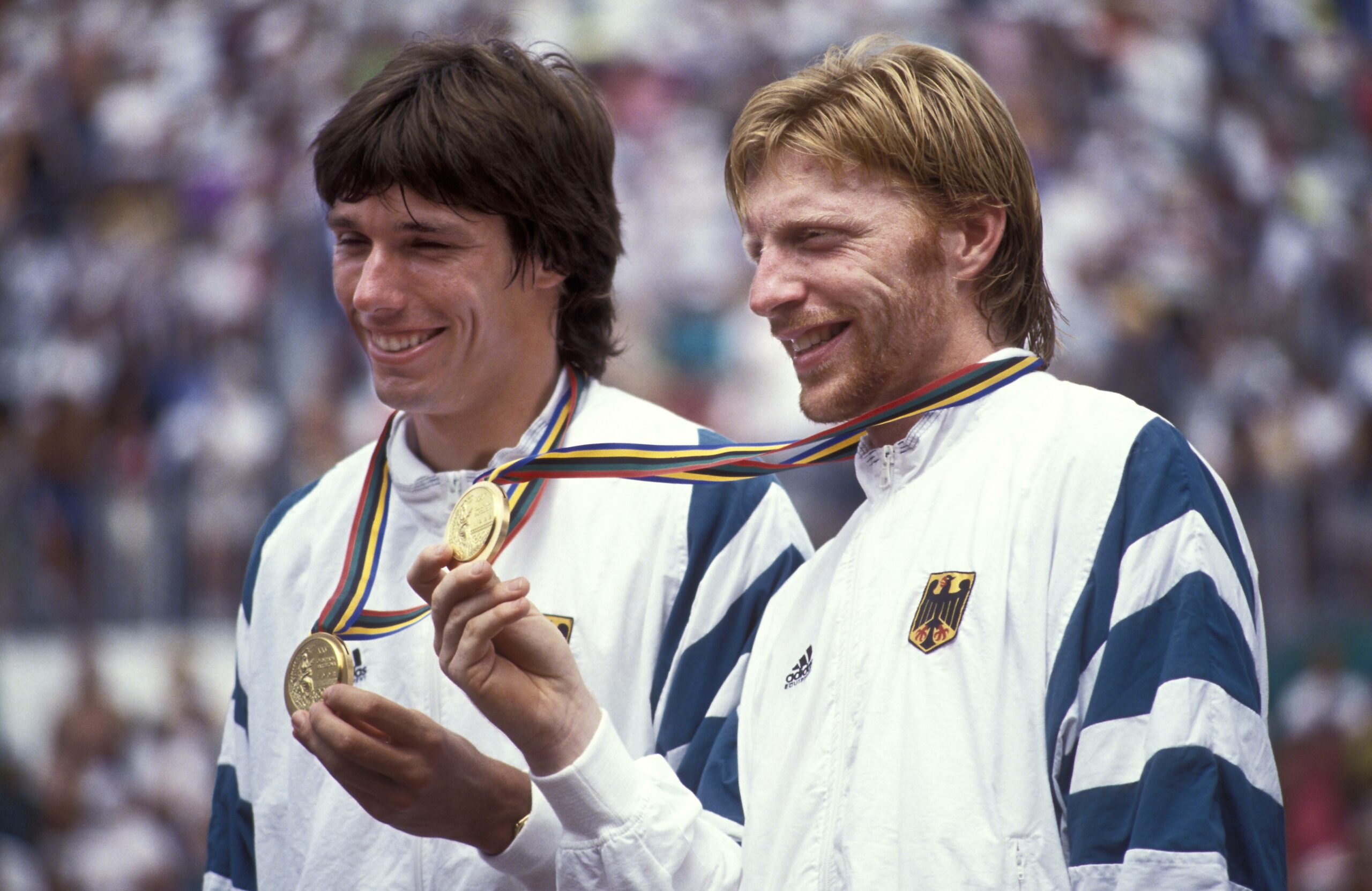 Michael Stich und Boris Becker mit der Goldmedaille bei den Spielen 1992