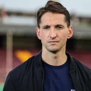 Rene Adler bei einem TV-Auftritt am Rande eines U21-Spiels