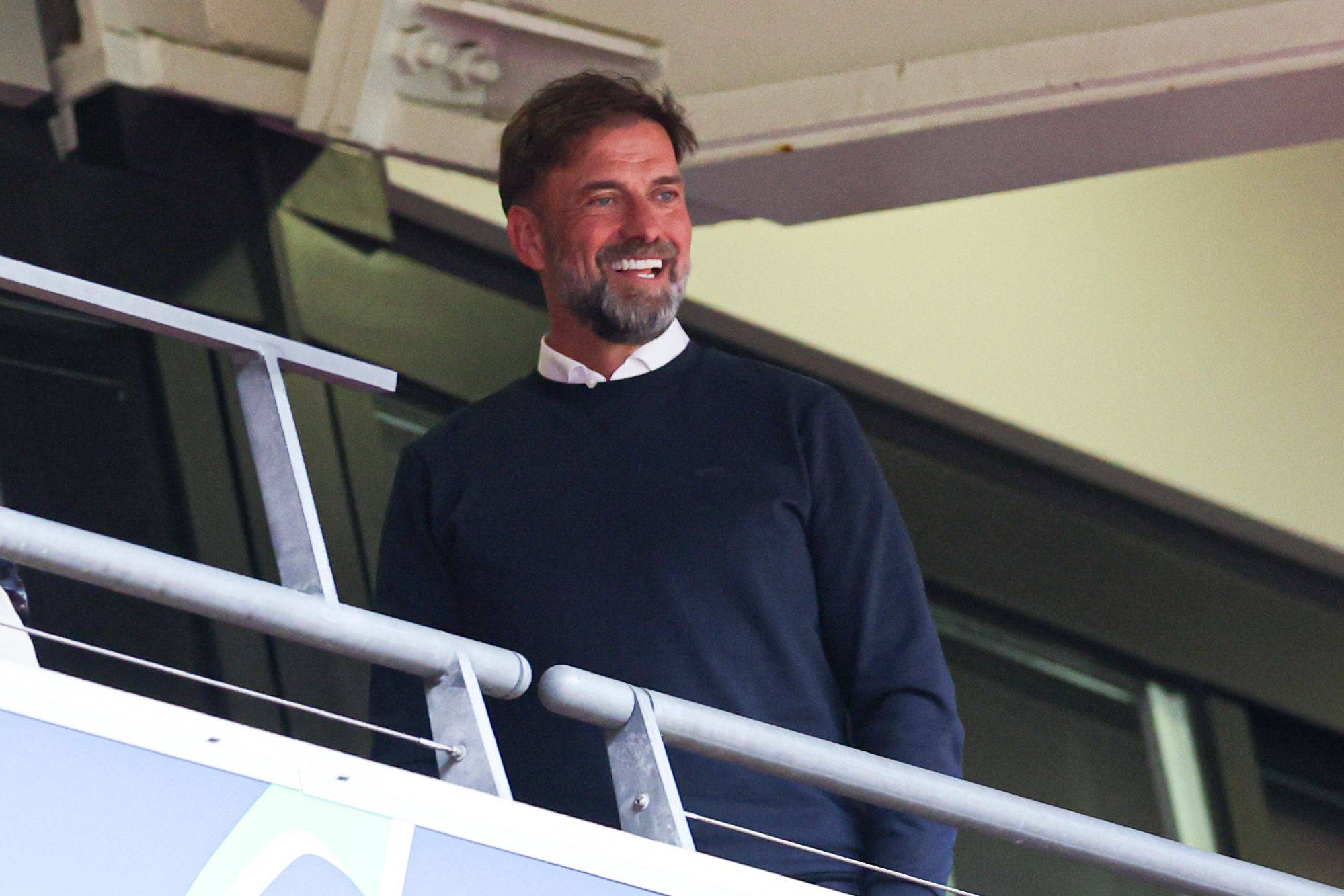 Jürgen Klopp beim Campions-League-Finale zwischen dem BVB und Real Madrid auf der Tribüne