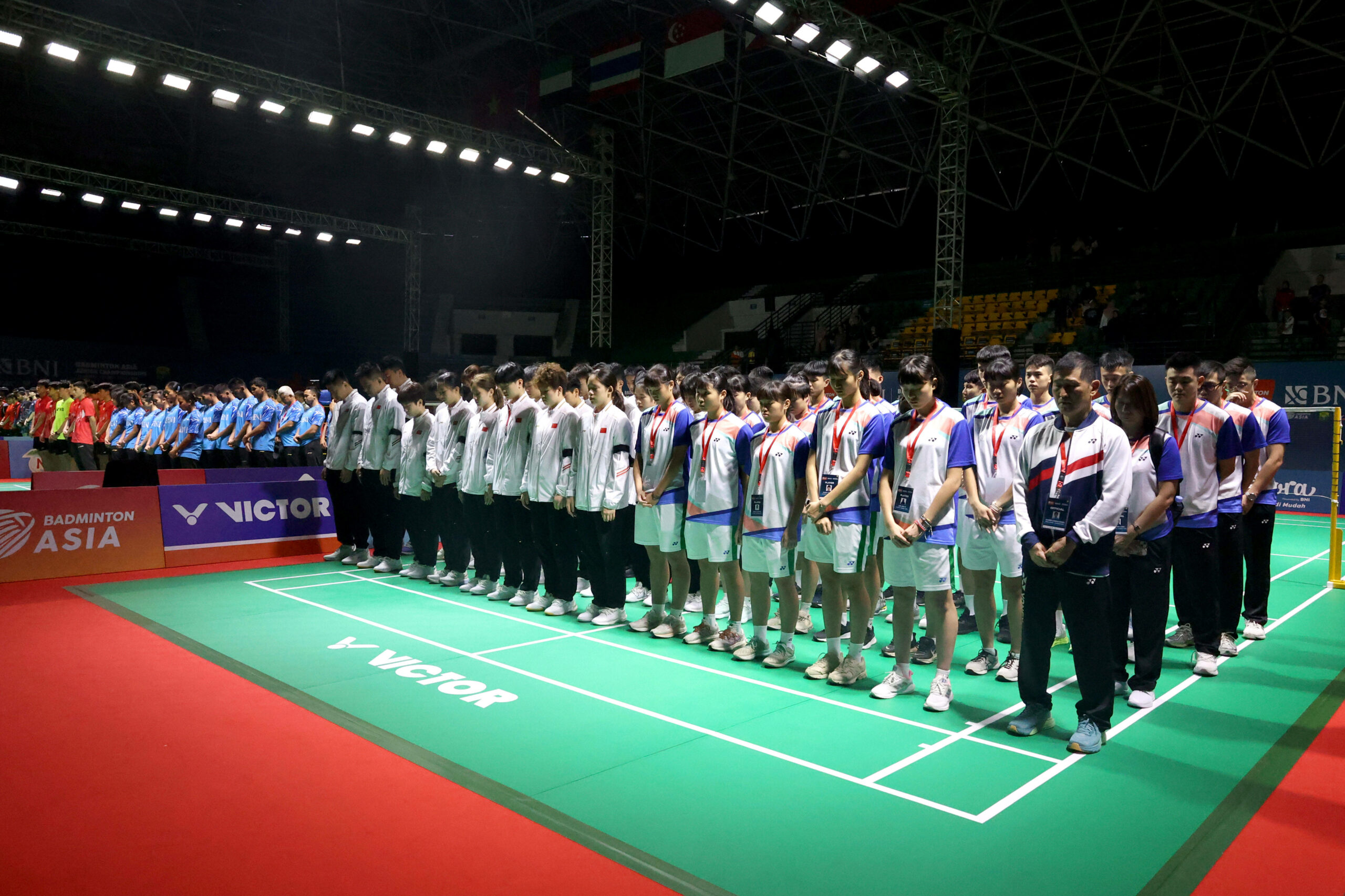 Bei der asiatischen Juniorenmeisterschaft gedachten die Spieler dem verstorbenen Zhang Zhijie.
