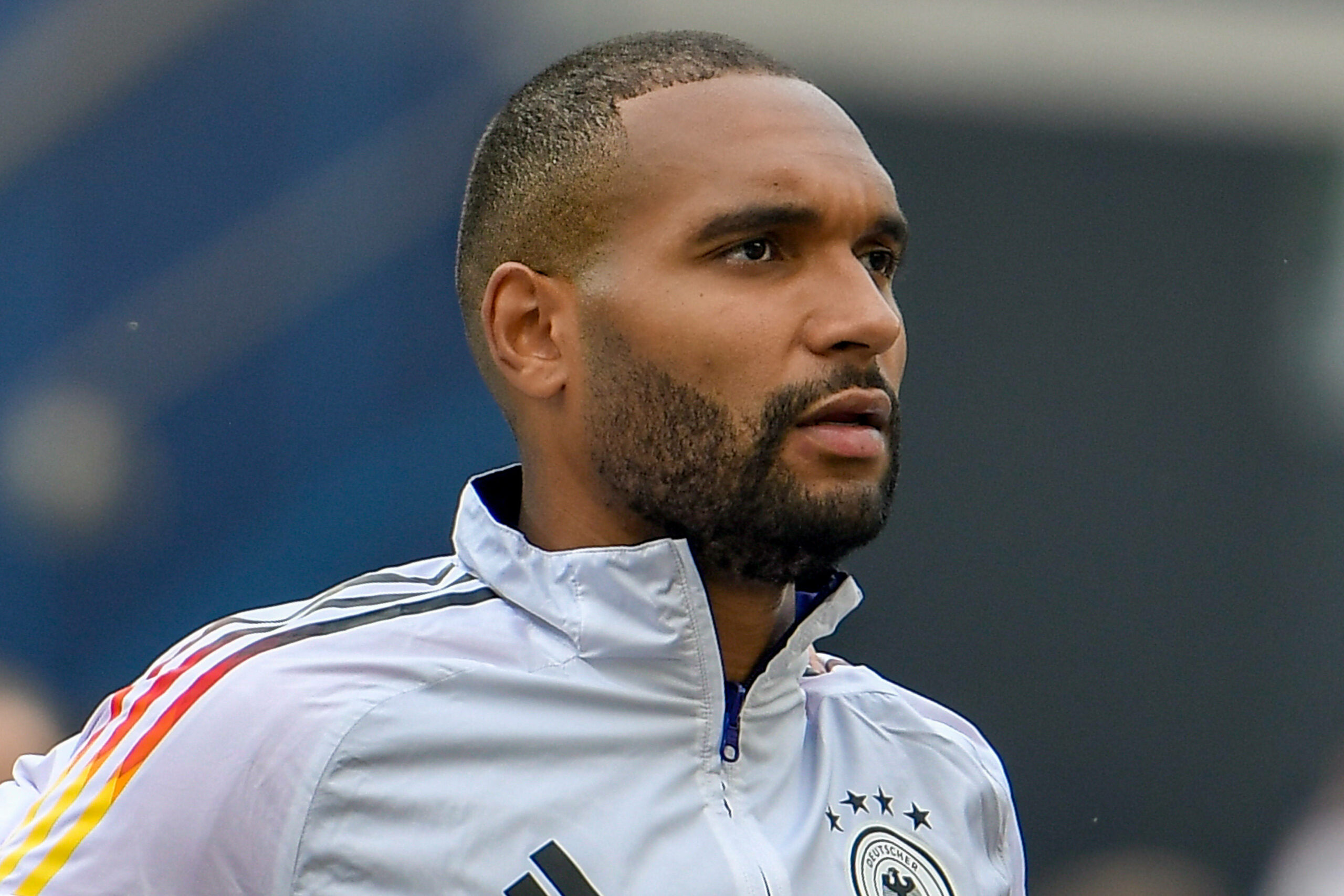 Jonathan Tah beim DFB