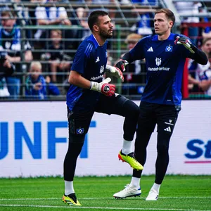 Das wohl beste Keeper-Duo der Liga: Matheo Raab (r.) und HSV-Kollege Daniel Heuer Fernandes