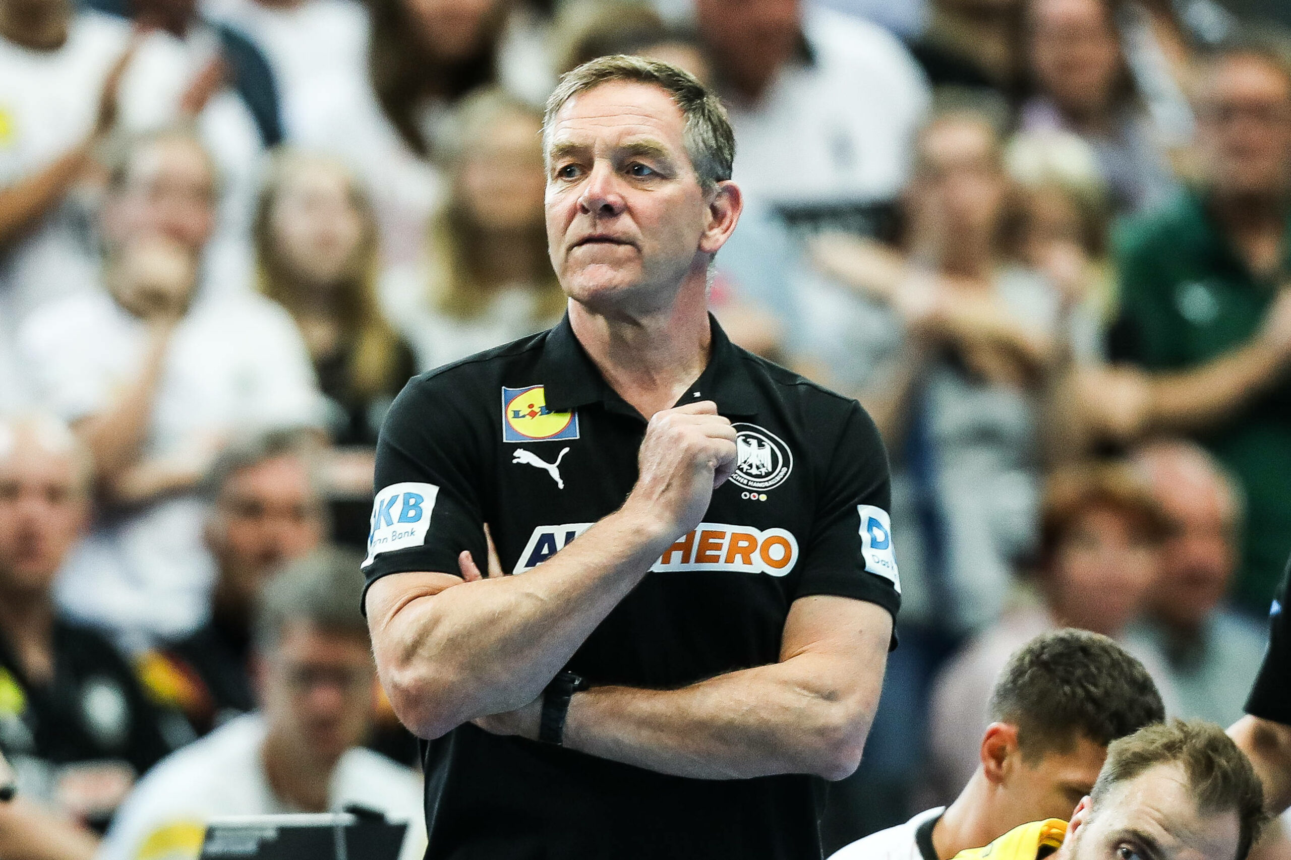 Alfred Gislason an der Seitenlinie der deutschen Handballer