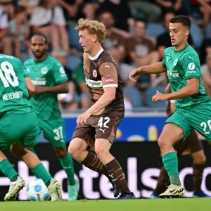 Marwin Schmitz im Test gegen Greuther Fürth