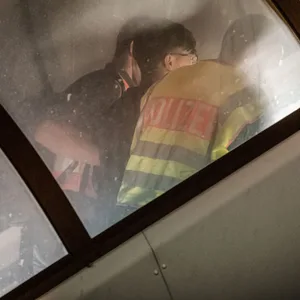 Erster Abschiebflug nach Afghanistan – bei weiteren, geplanten Flügen soll dann verurteite Straftäter aus Hamburg mit an Bord sitzen