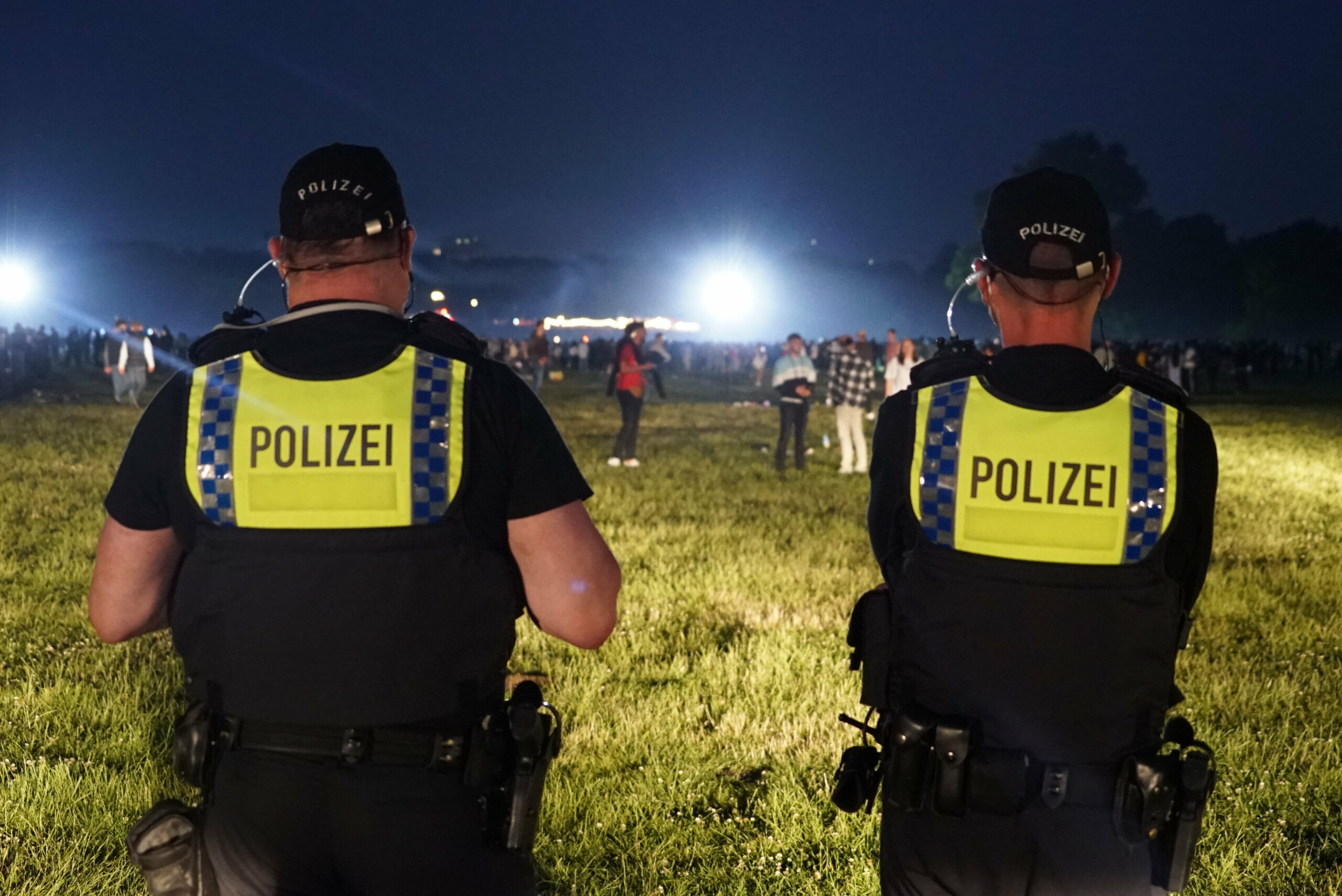 Die Polizei im Einsatz im Hamburger Stadtpark (Archivbild).