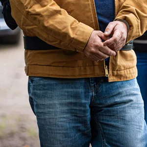 Ein Mann wird festgenommen. (Symbolfoto)