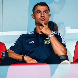 Cristiano Ronaldo auf der Tribüne bei Al Nassr