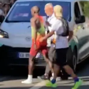 Kenias Superstar Eliud Kipchoge gibt im Marathon auf