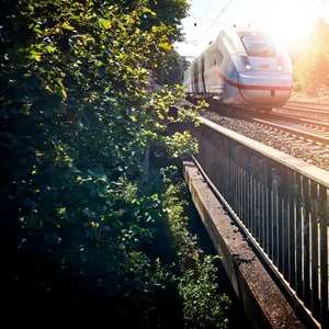 ICE auf der Strecke von Hannover nach Hamburg (Archivbild).