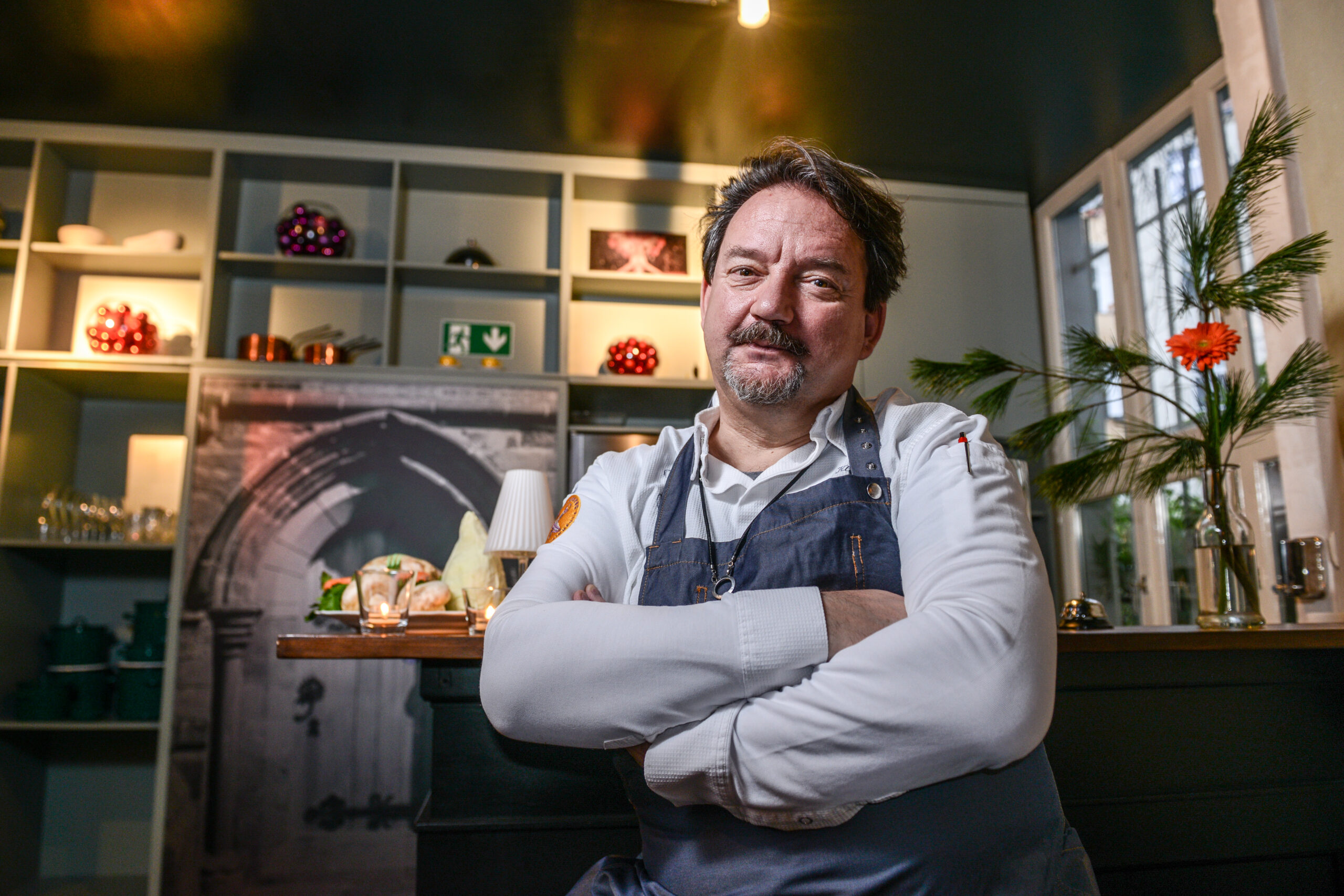 Der Berliner Koch Kolja Kleeberg im „Café Jeudi“ (Archivbild).