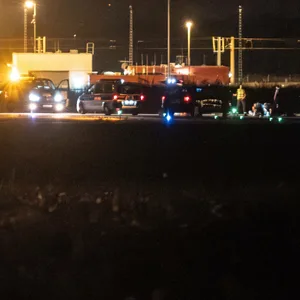 In der Nacht zum Donnerstag blockierten Aktivisten den Flughafen Leipzig/Halle.