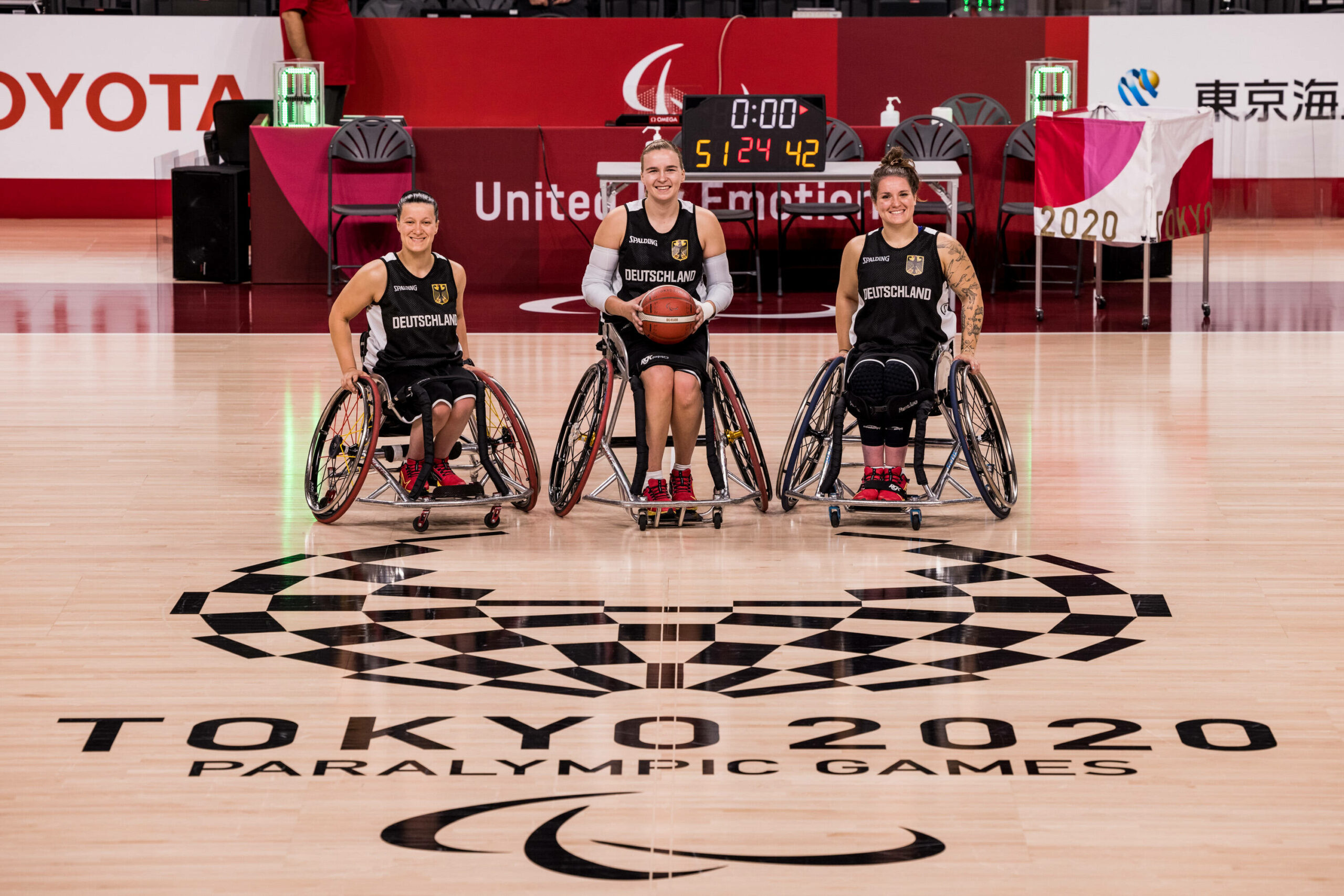 Anne Patzwald, Mareike Miller und Maya Lindholm in Tokio